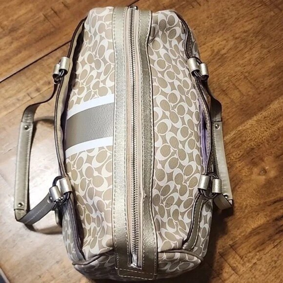 COACH CHELSEA HERITAGE IVORY TAN AND METALLIC GOLD - Picture 15 of 16